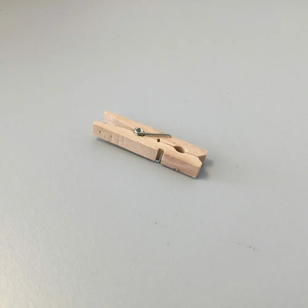 Mini-Holzwäscheklammer